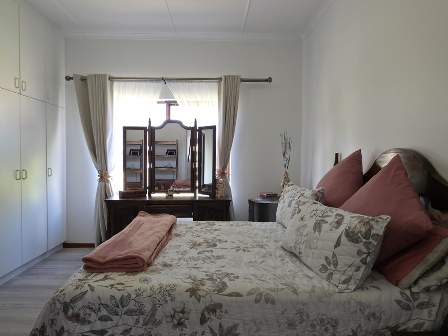 3 Bedroom Property for Sale in Jeffreys Bay Central Eastern Cape